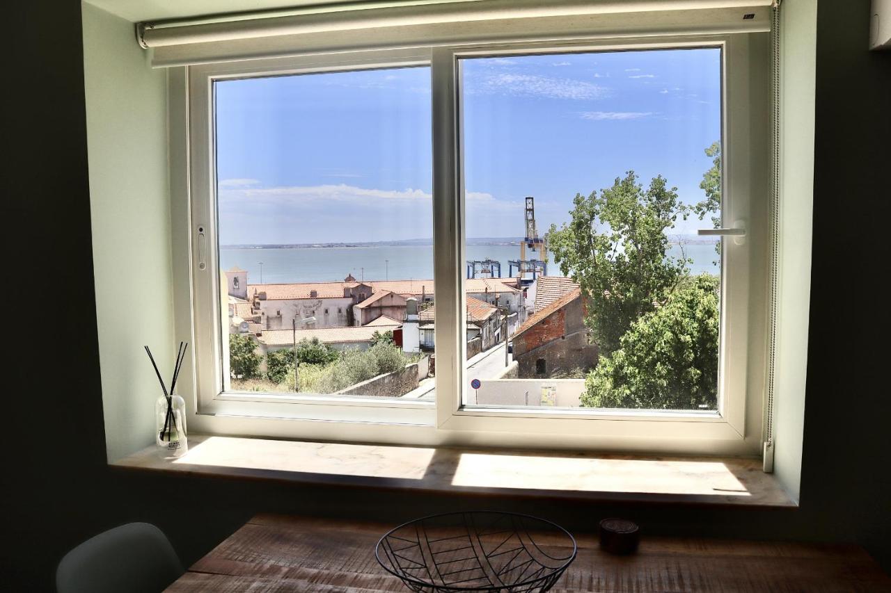 Lisbon, T2 Renewed Duplex With River View, Beato, Лиссабон Экстерьер фото